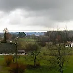 Kne Ice Near Jested Dom wakacyjny Jablonné v Podještědí
